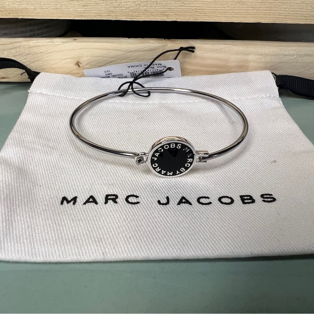 Marc by Marc Jacobs Silver Thin Bangle with Black Logo Disc